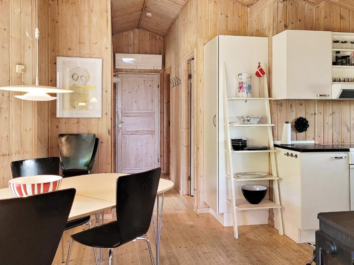 8 Person Holiday Home In Nex Snogebaek Екстер'єр фото