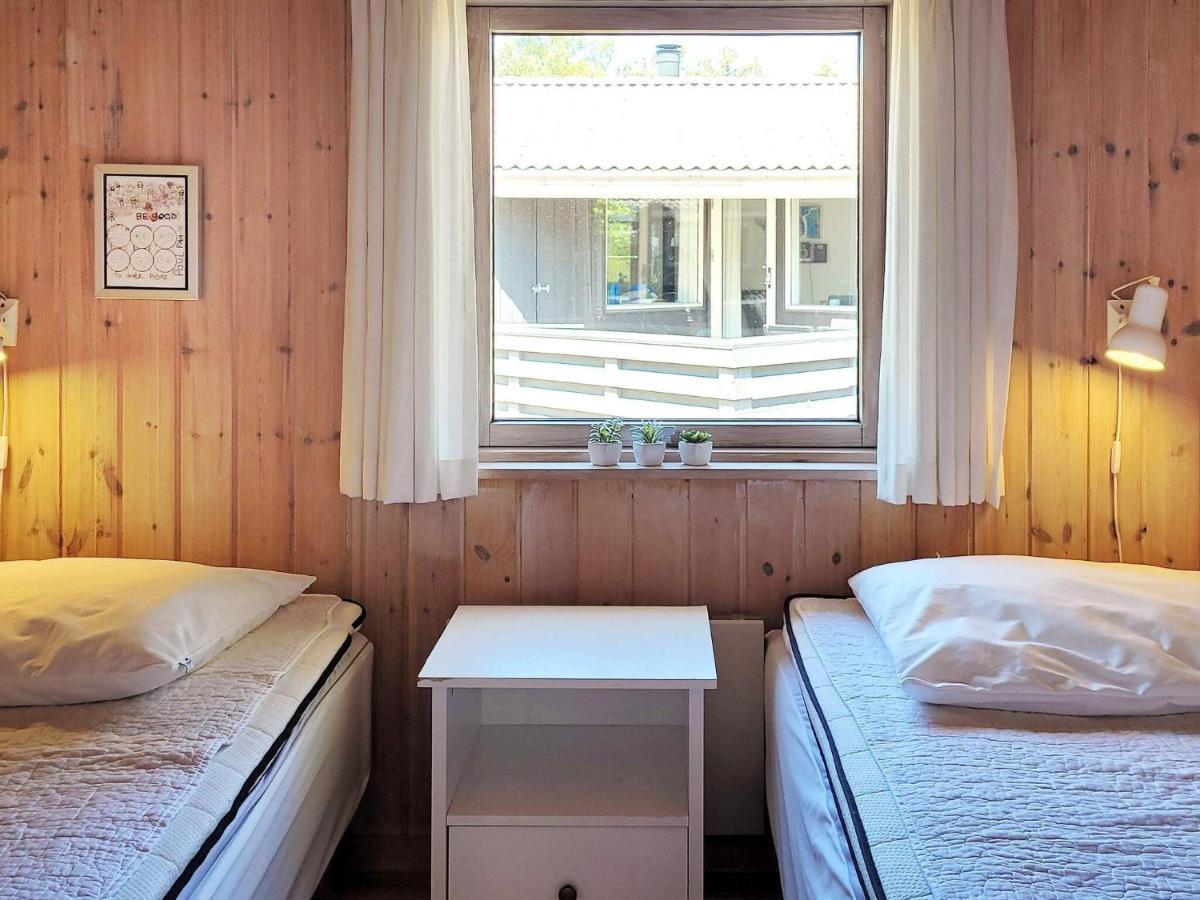 8 Person Holiday Home In Nex Snogebaek Екстер'єр фото