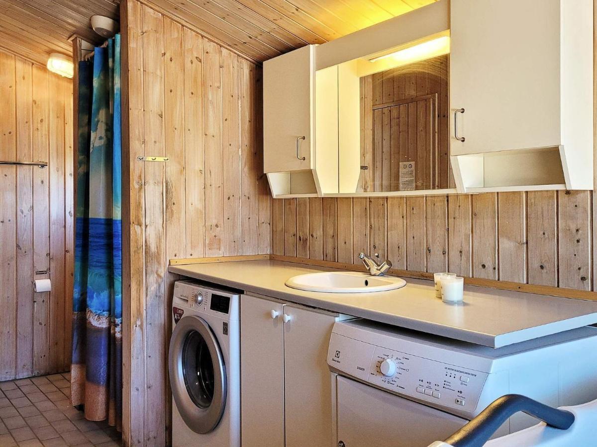 8 Person Holiday Home In Nex Snogebaek Екстер'єр фото